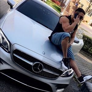 Meet your Posher, Joseph